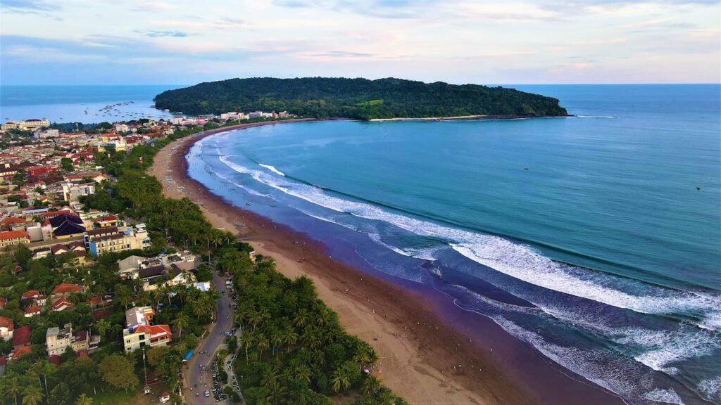 libur lebaran di pantai Pangandaran