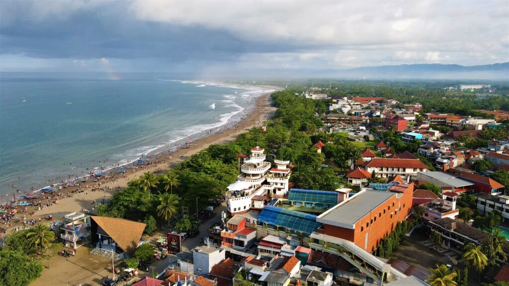rekomendasi hotel dekat pantai barat dan timur pangandaran