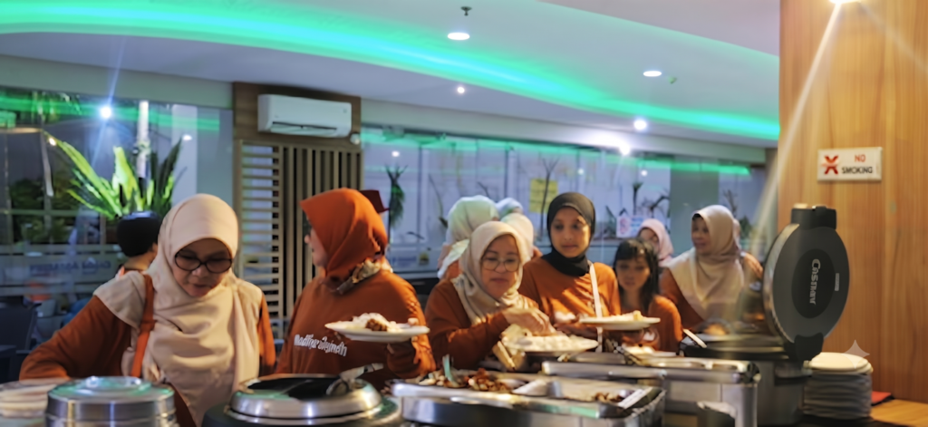 hotel depan pantai barat pangandaran